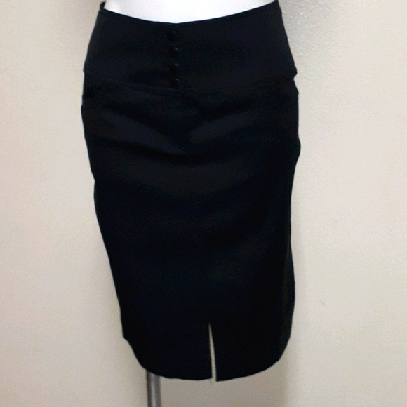 White House Black Market Dresses & Skirts - White House black market skirt